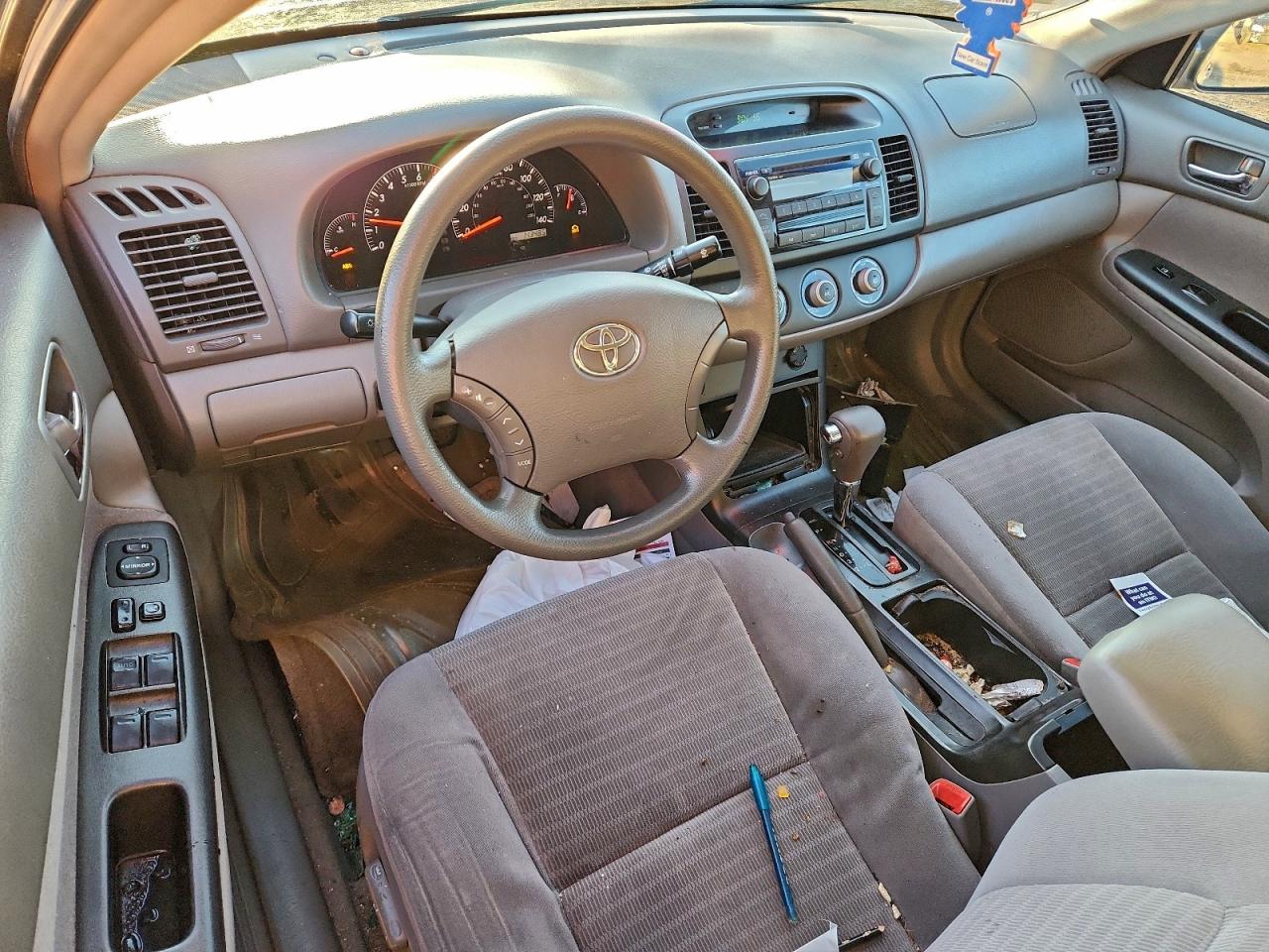 2006 TOYOTA CAMRY LE photo 8