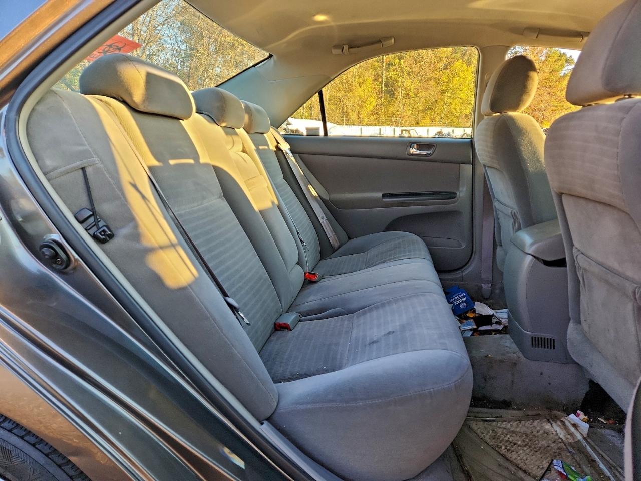 2006 TOYOTA CAMRY LE photo 10