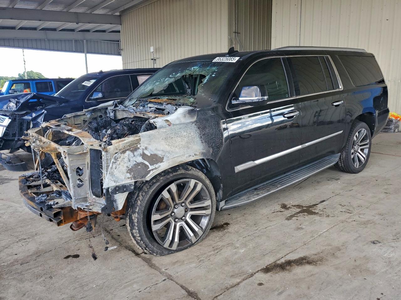 2016 CADILLAC ESCALADE