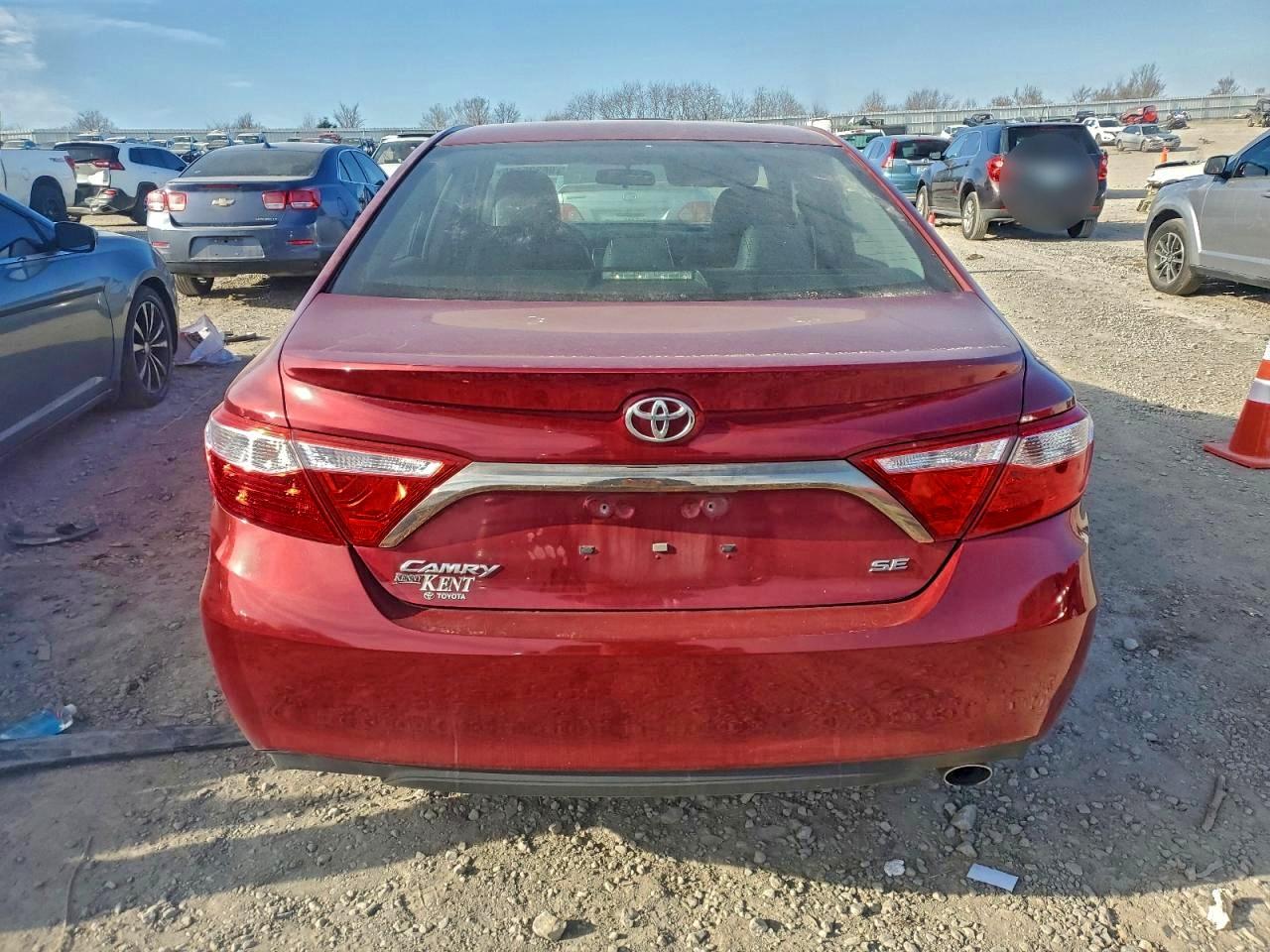 2016 TOYOTA CAMRY LE photo 6
