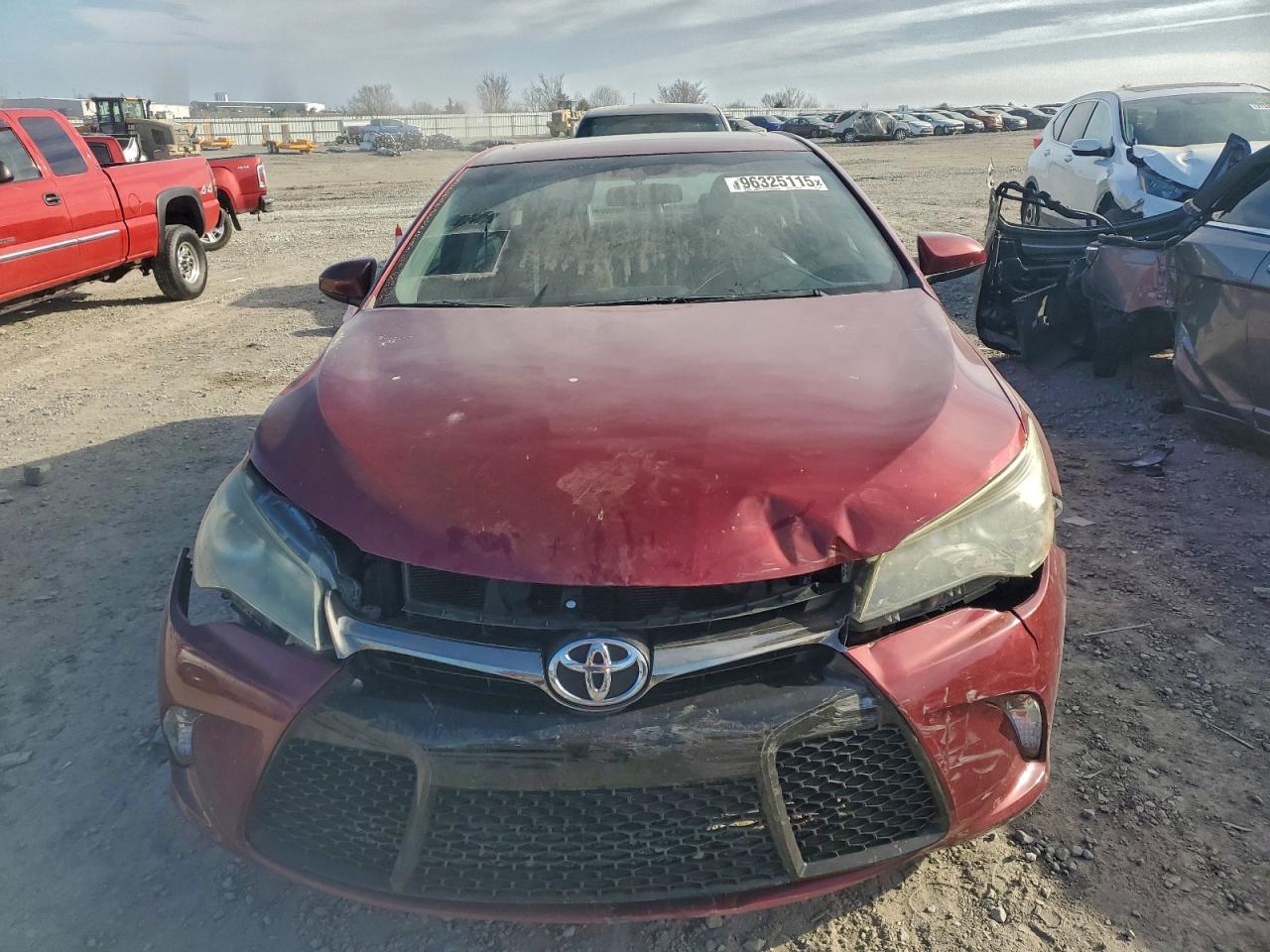 2016 TOYOTA CAMRY LE photo 5