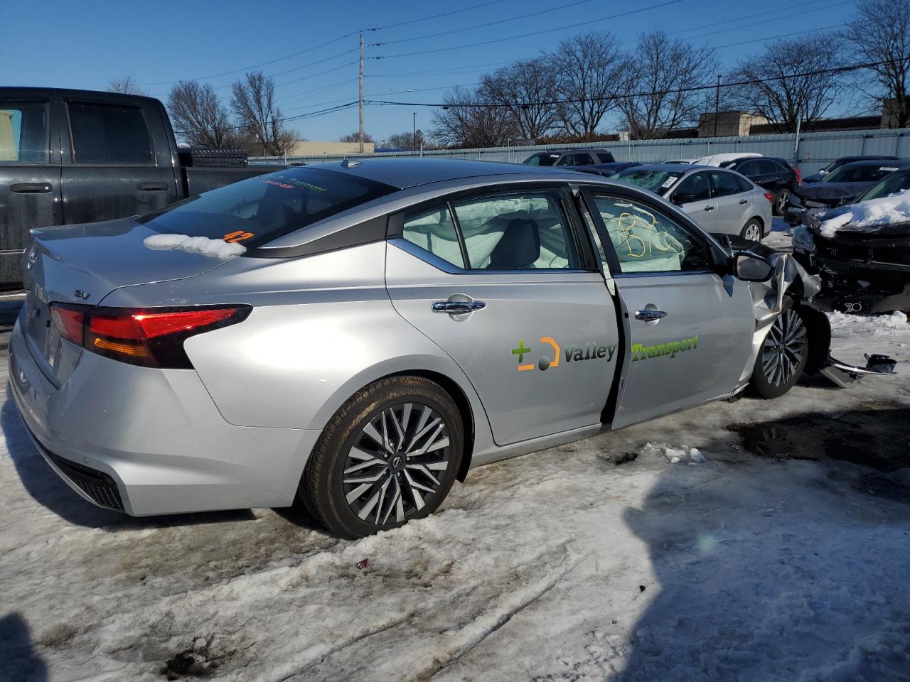 2024 NISSAN ALTIMA SV photo 3