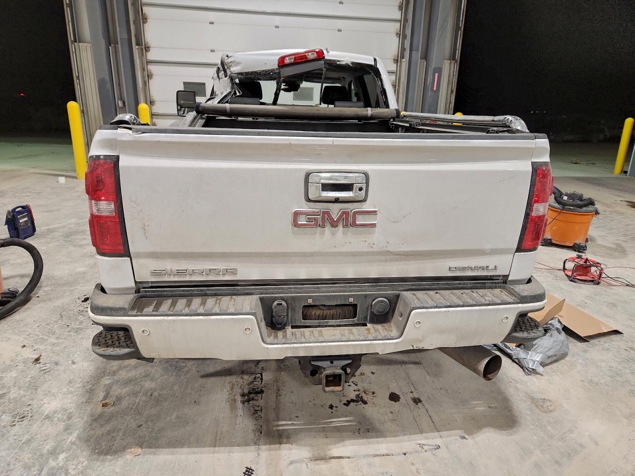 2019 GMC SIERRA K2500 DENALI photo 6