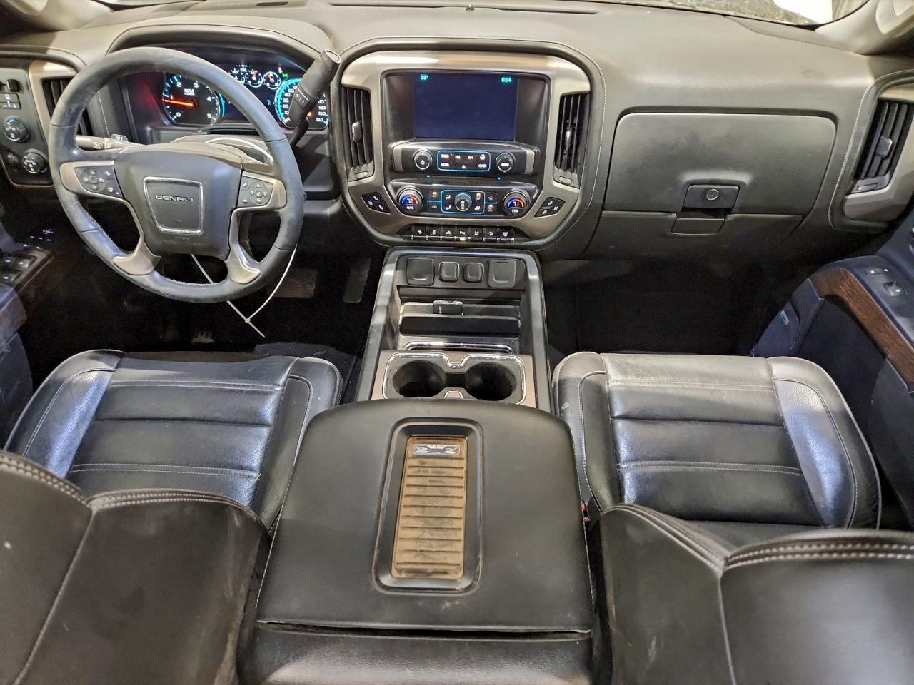 2019 GMC SIERRA K2500 DENALI photo 8