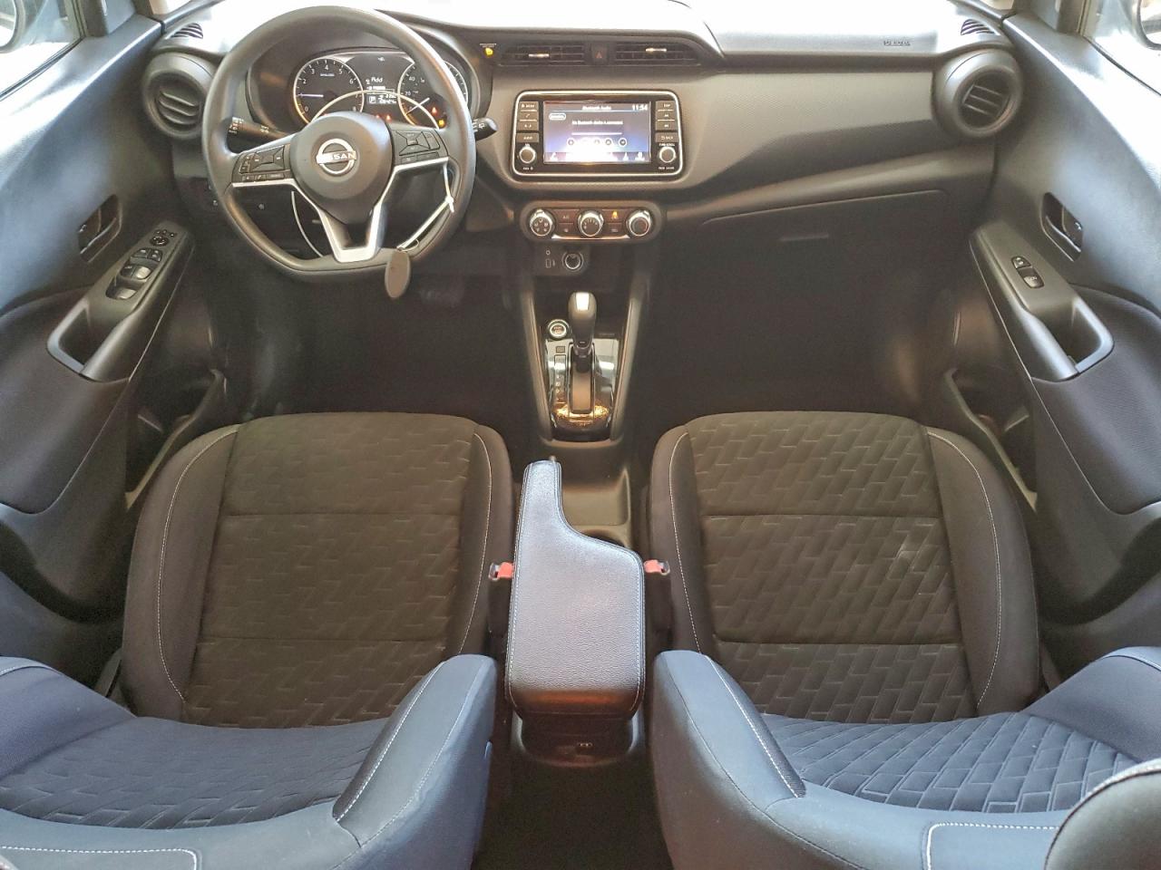 2022 NISSAN KICKS S photo 8