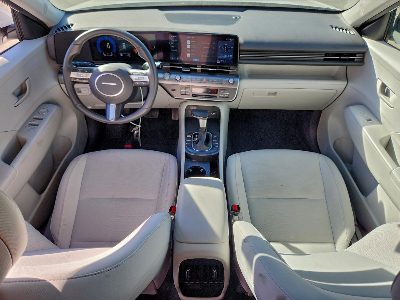 2025 HYUNDAI KONA SEL photo 8