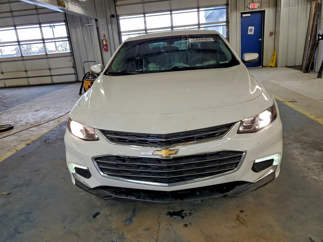 2016 CHEVROLET MALIBU LT photo 5