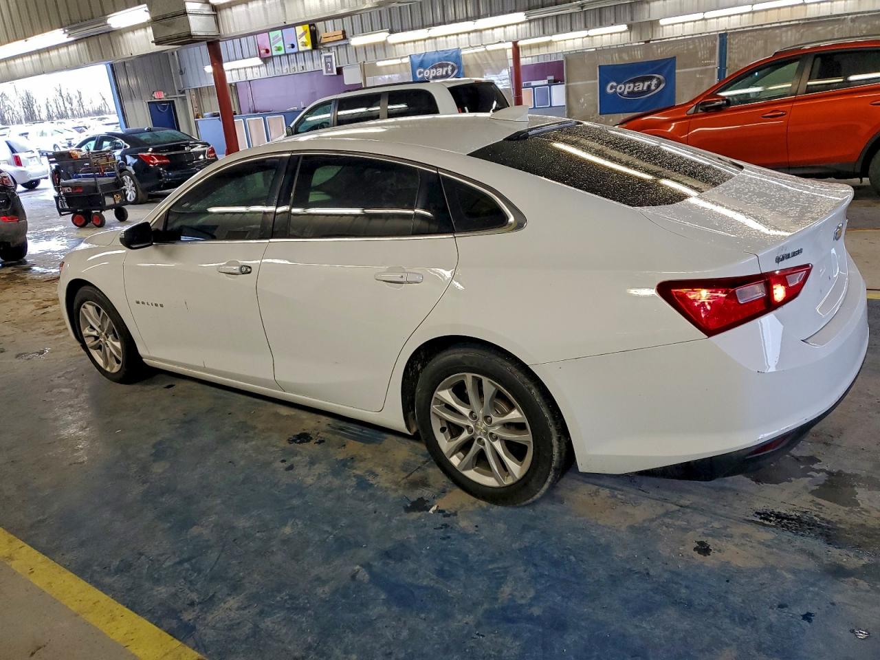 2016 CHEVROLET MALIBU LT photo 2