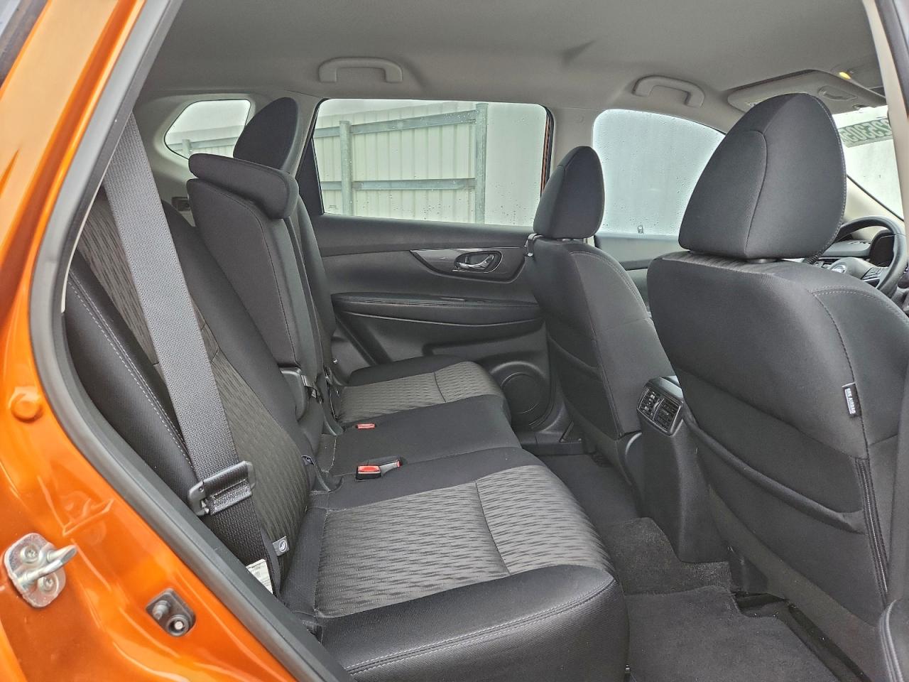 2019 NISSAN ROGUE S photo 10
