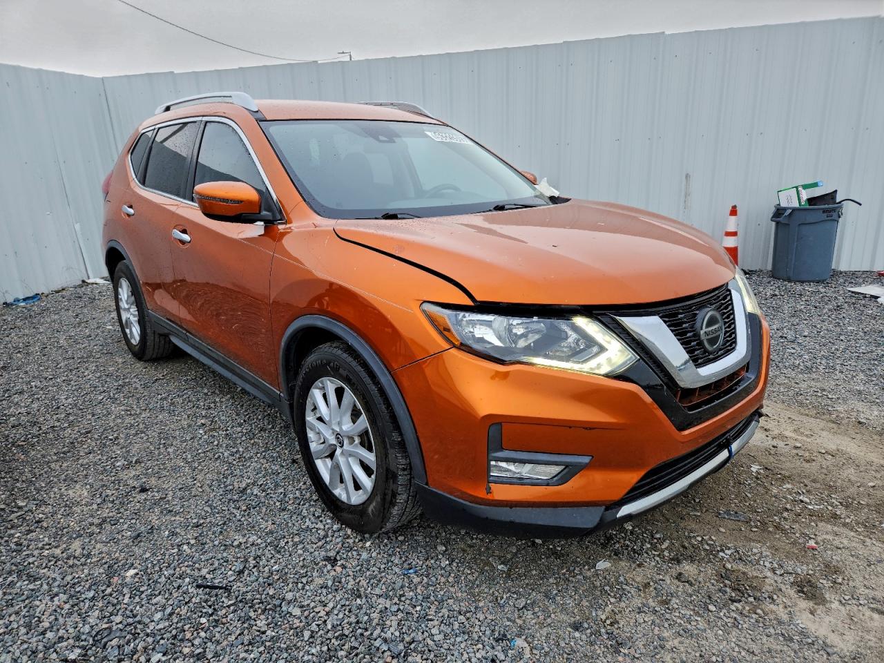 2019 NISSAN ROGUE S photo 4