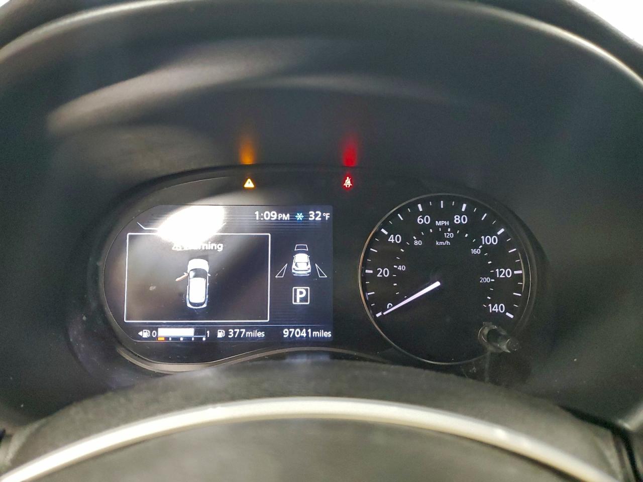 2021 NISSAN KICKS SR photo 9