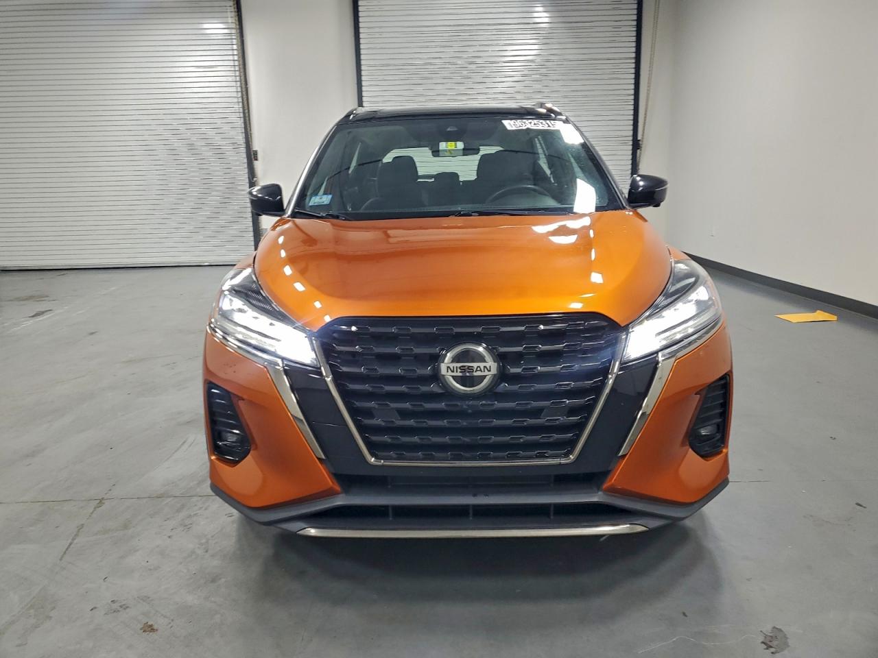 2021 NISSAN KICKS SR photo 5