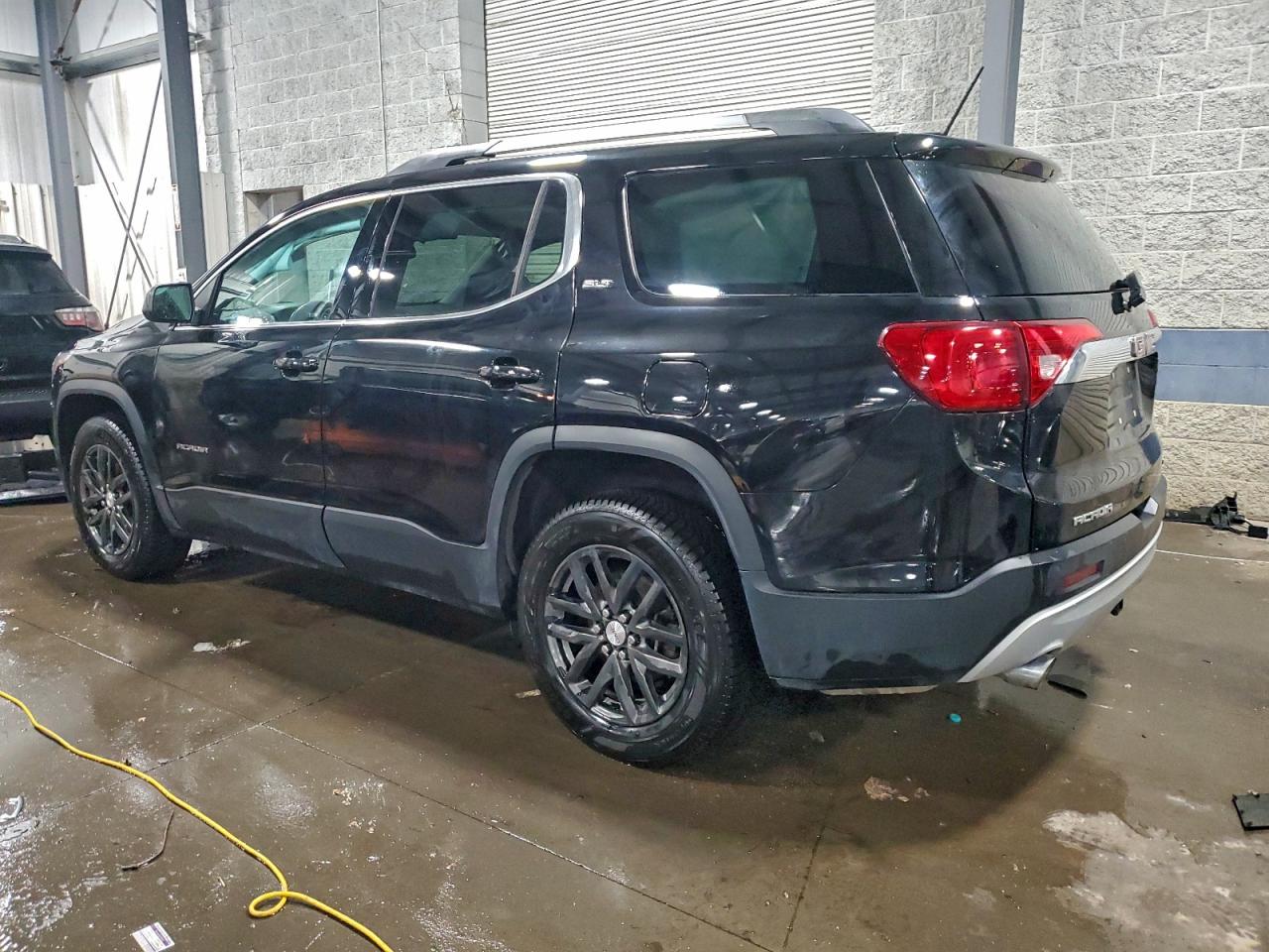 2019 GMC ACADIA SLT-1 photo 2