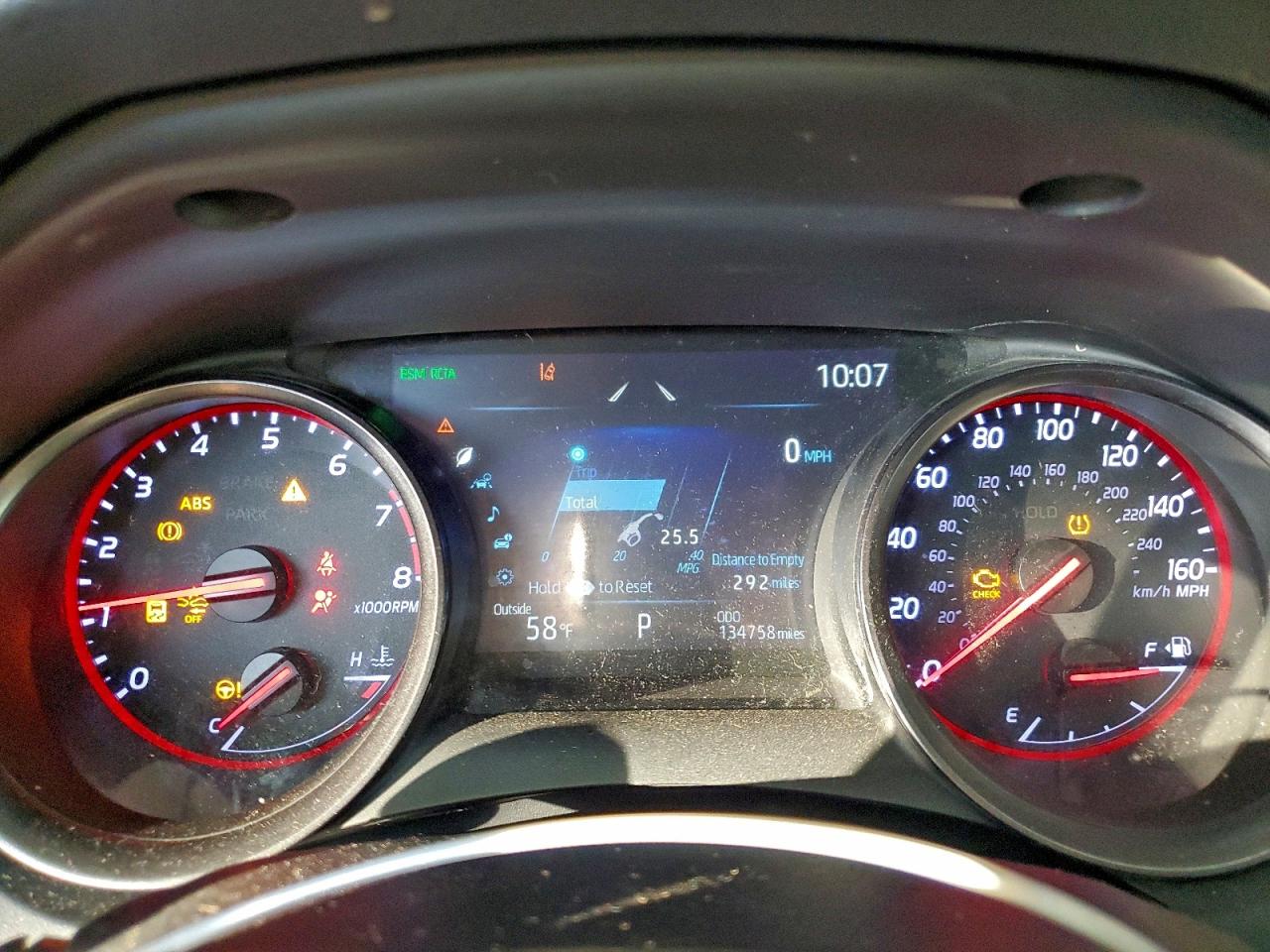 2022 TOYOTA CAMRY XSE photo 9