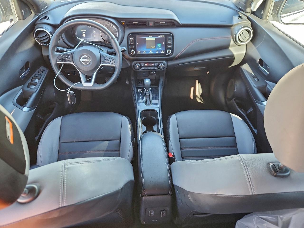 2023 NISSAN KICKS SR photo 22