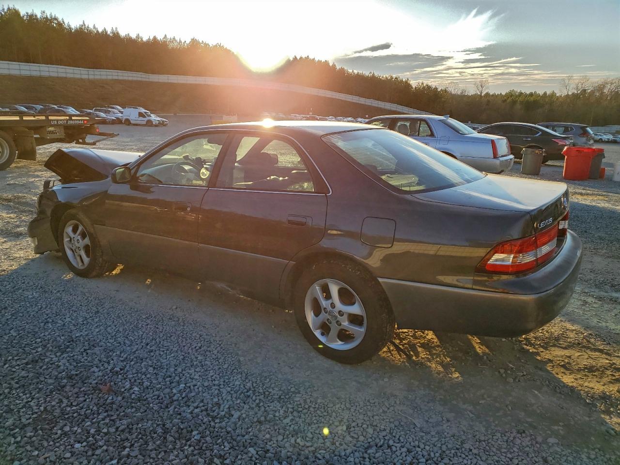 2001 LEXUS ES 300 photo 3