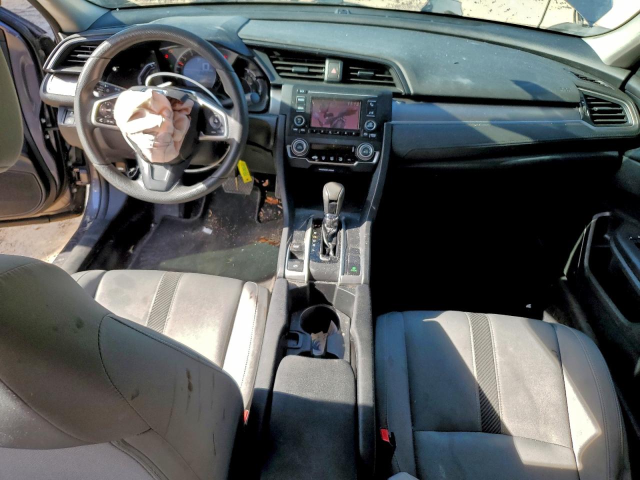 2016 HONDA CIVIC LX photo 8