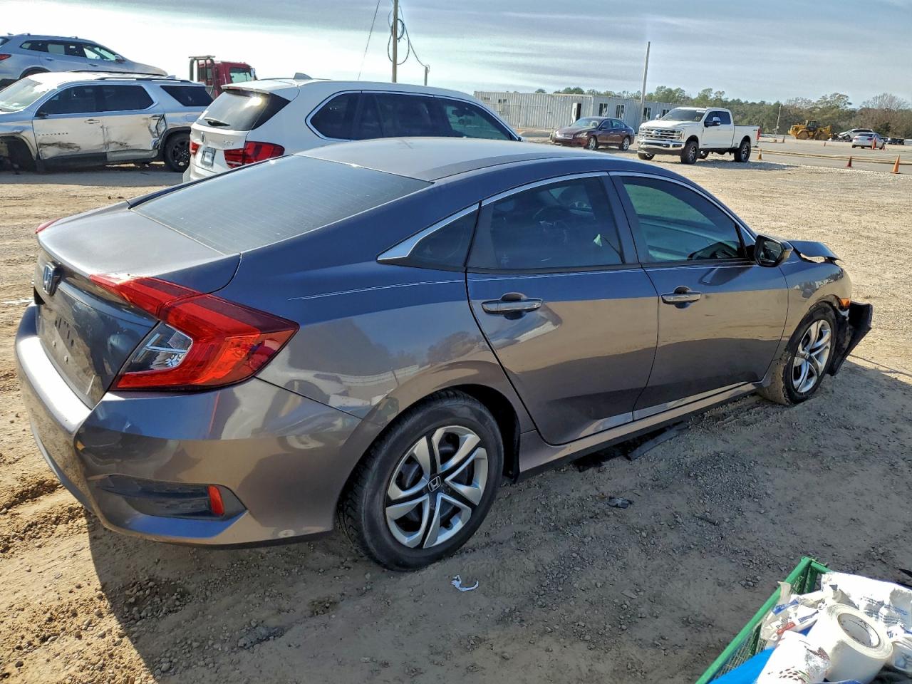2016 HONDA CIVIC LX photo 3