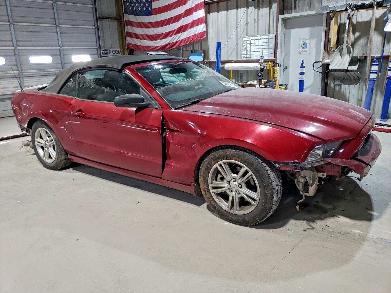 2014 FORD MUSTANG photo 13