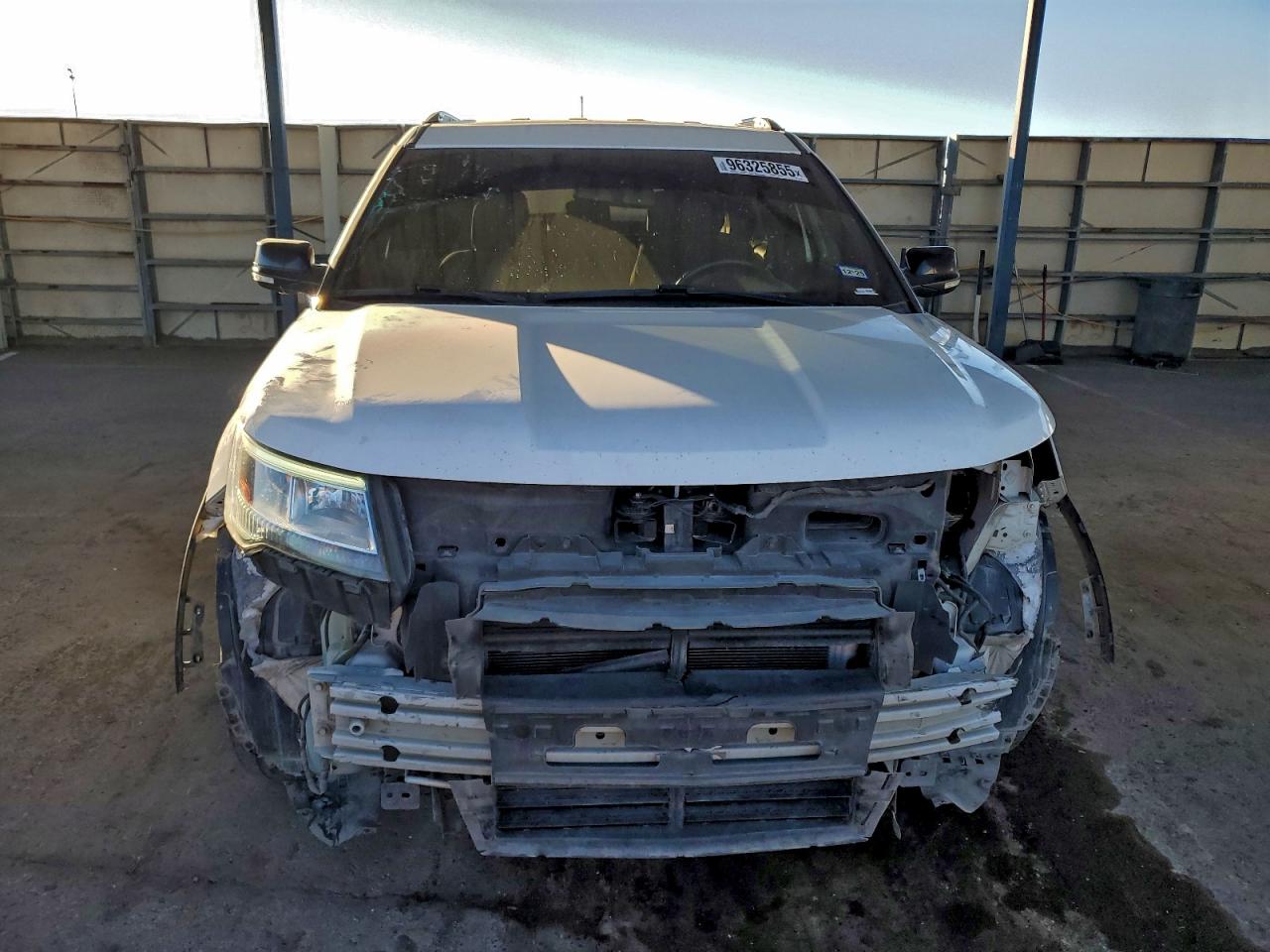 2018 FORD EXPLORER XLT photo 13