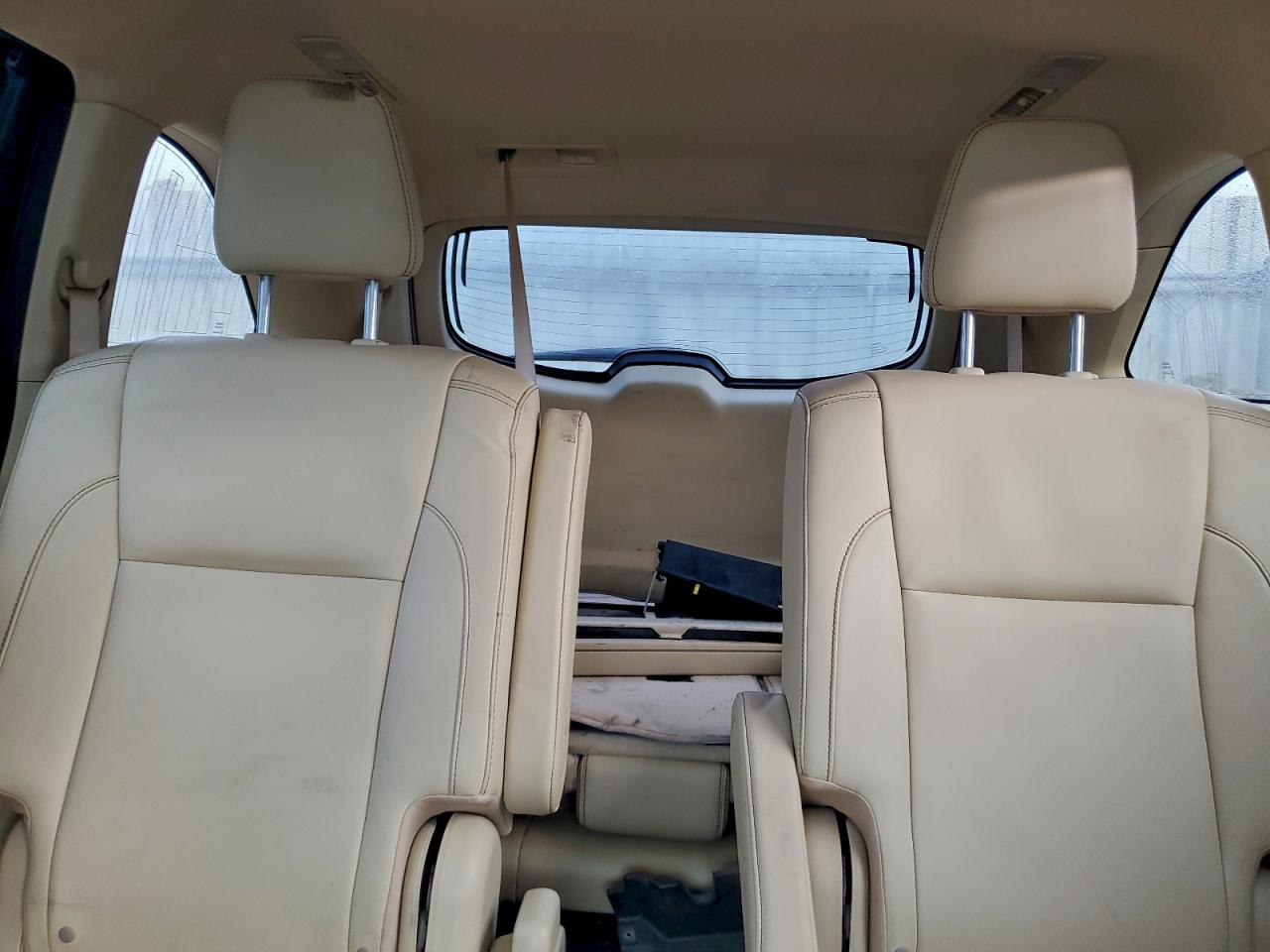 2016 TOYOTA HIGHLANDER XLE photo 28