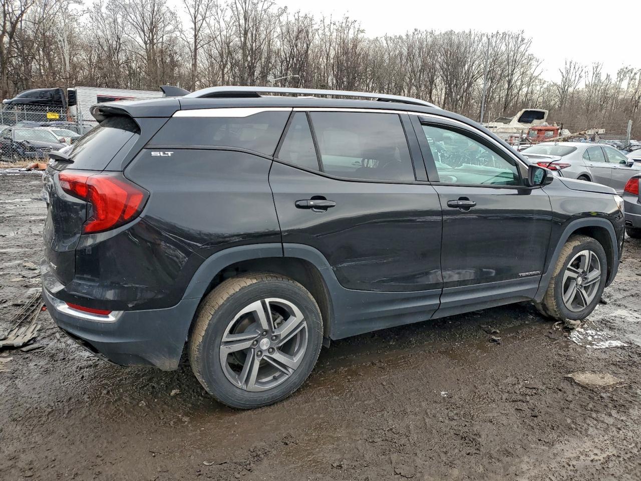 2020 GMC TERRAIN SLT photo 7