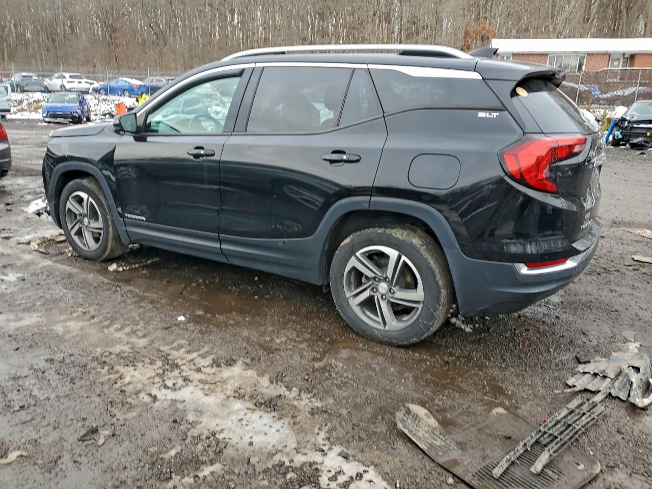 2020 GMC TERRAIN SLT photo 4