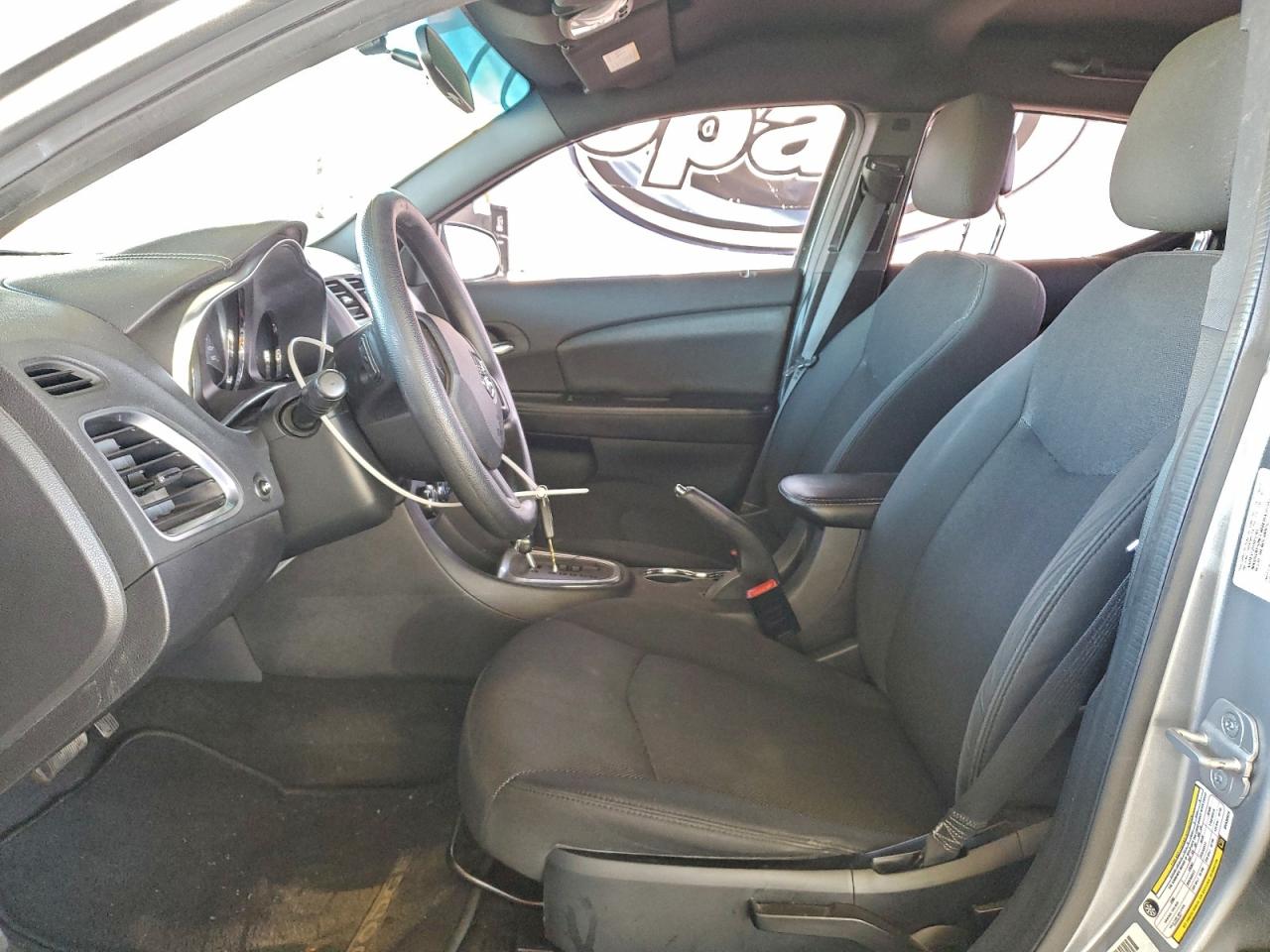 2013 DODGE AVENGER SE photo 13