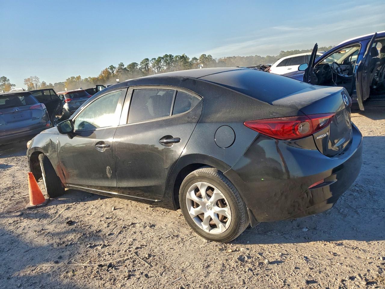 2017 MAZDA 3 SPORT photo 4