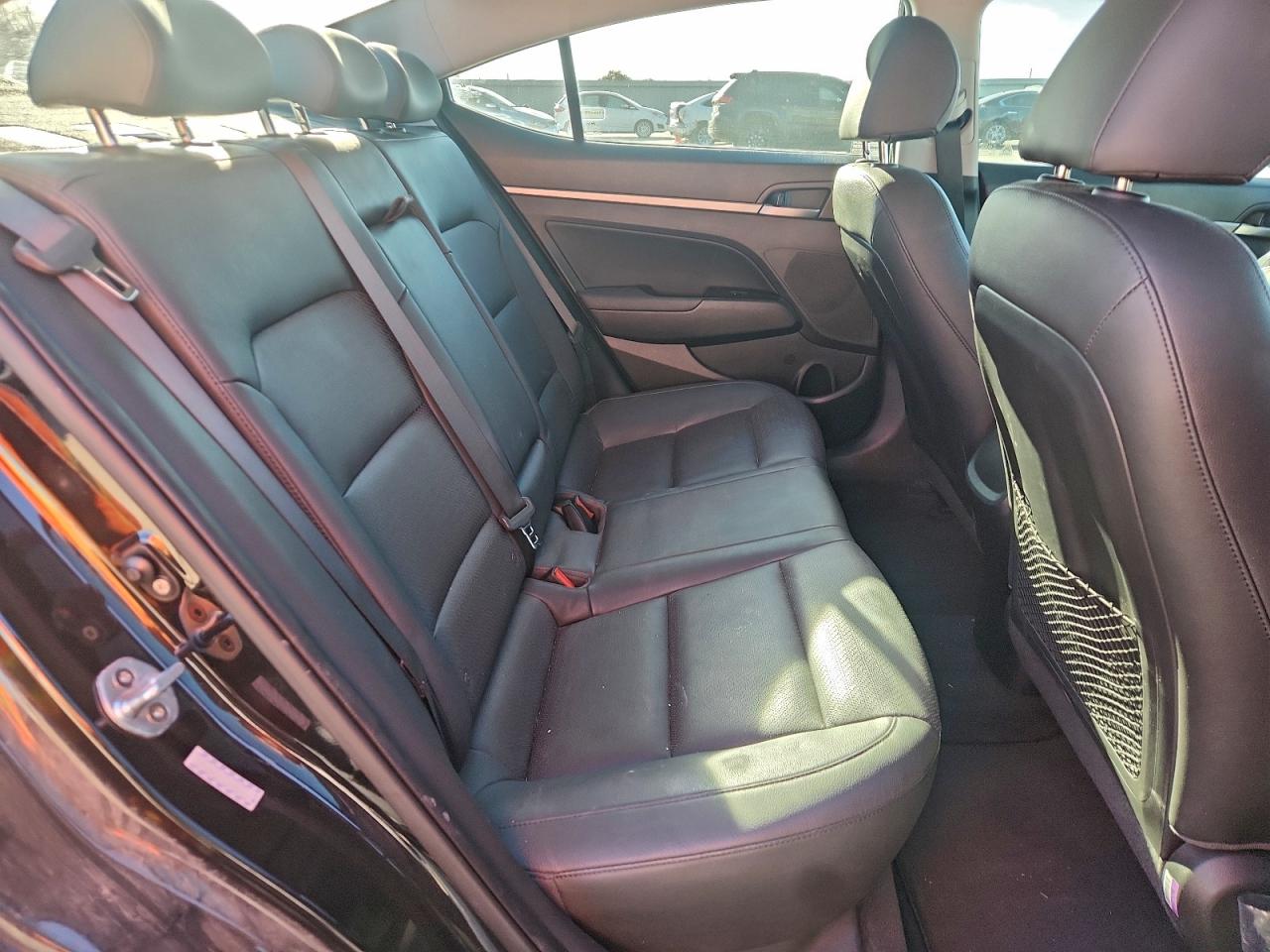 2018 HYUNDAI ELANTRA SEL photo 19