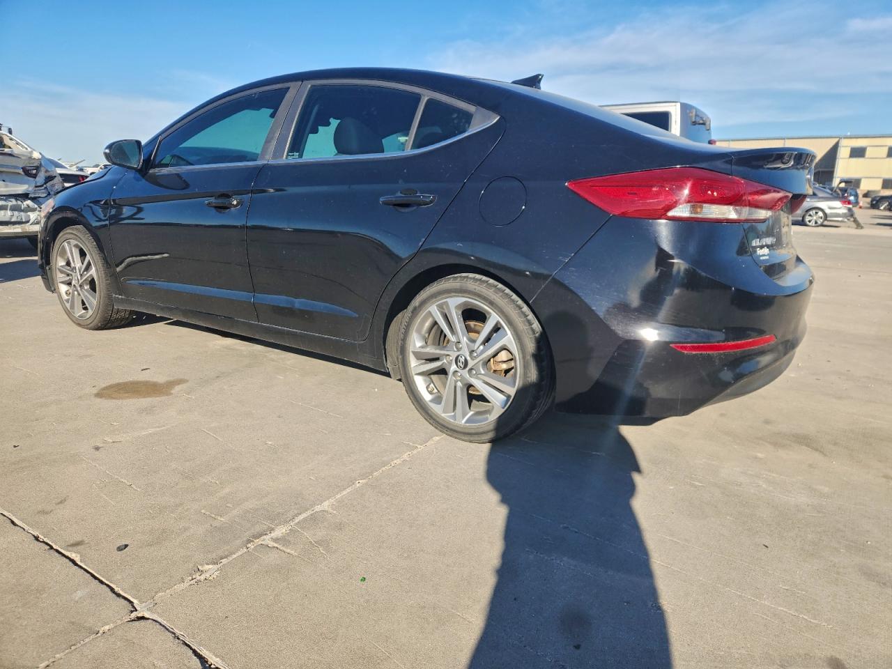 2018 HYUNDAI ELANTRA SEL photo 3