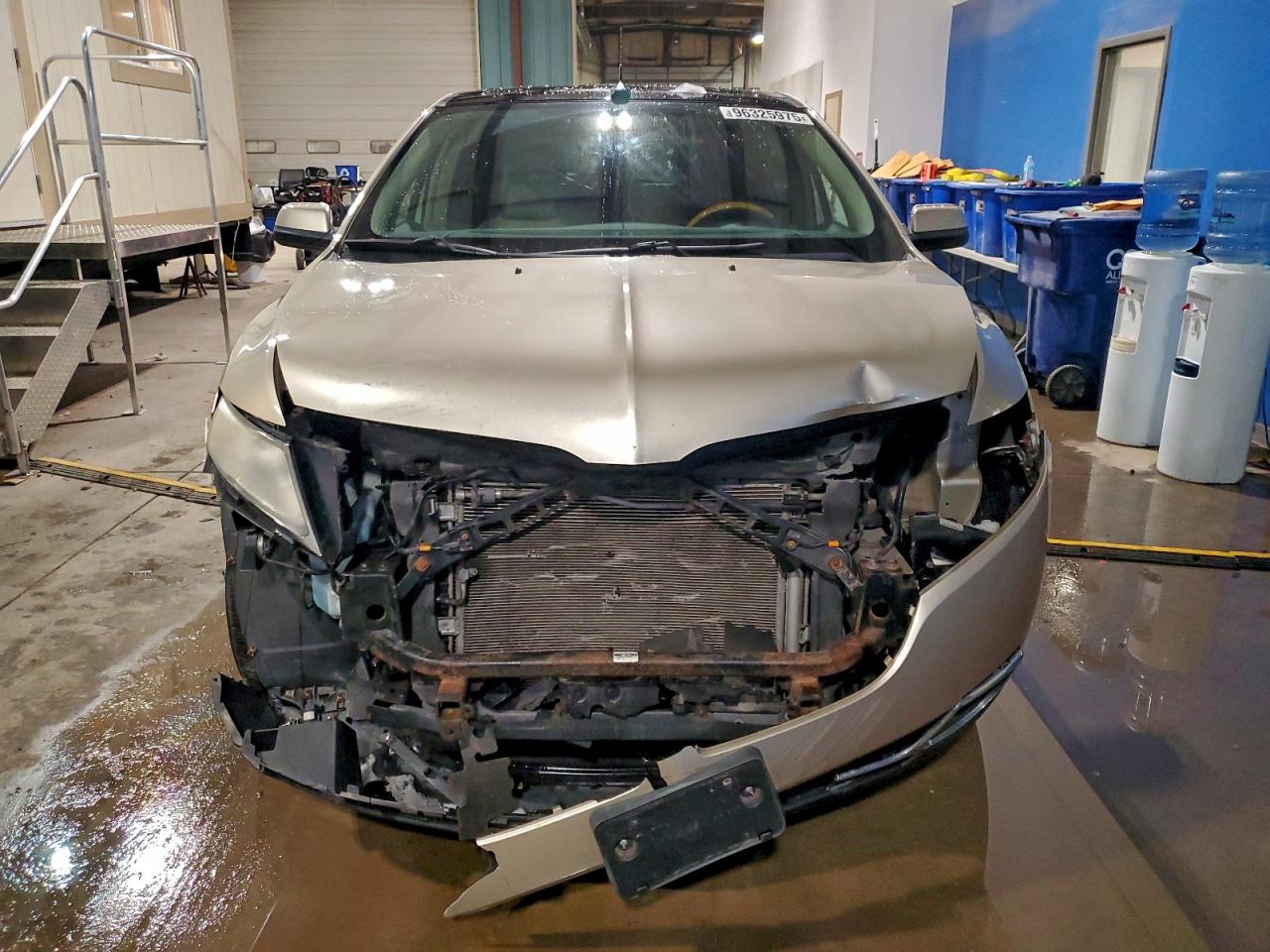 2011 LINCOLN MKX photo 5