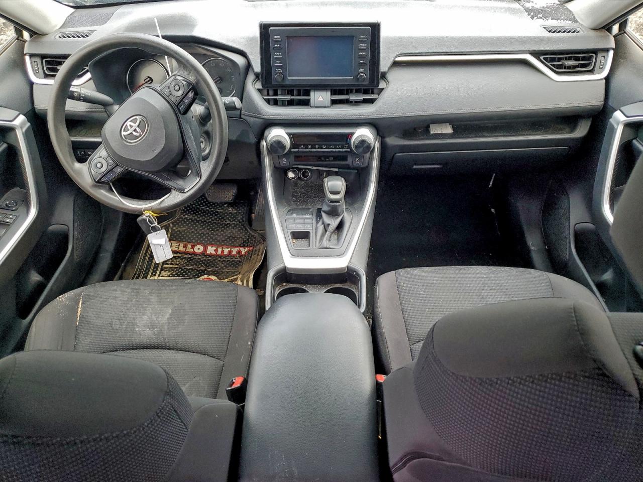 2019 TOYOTA RAV4 LE photo 8