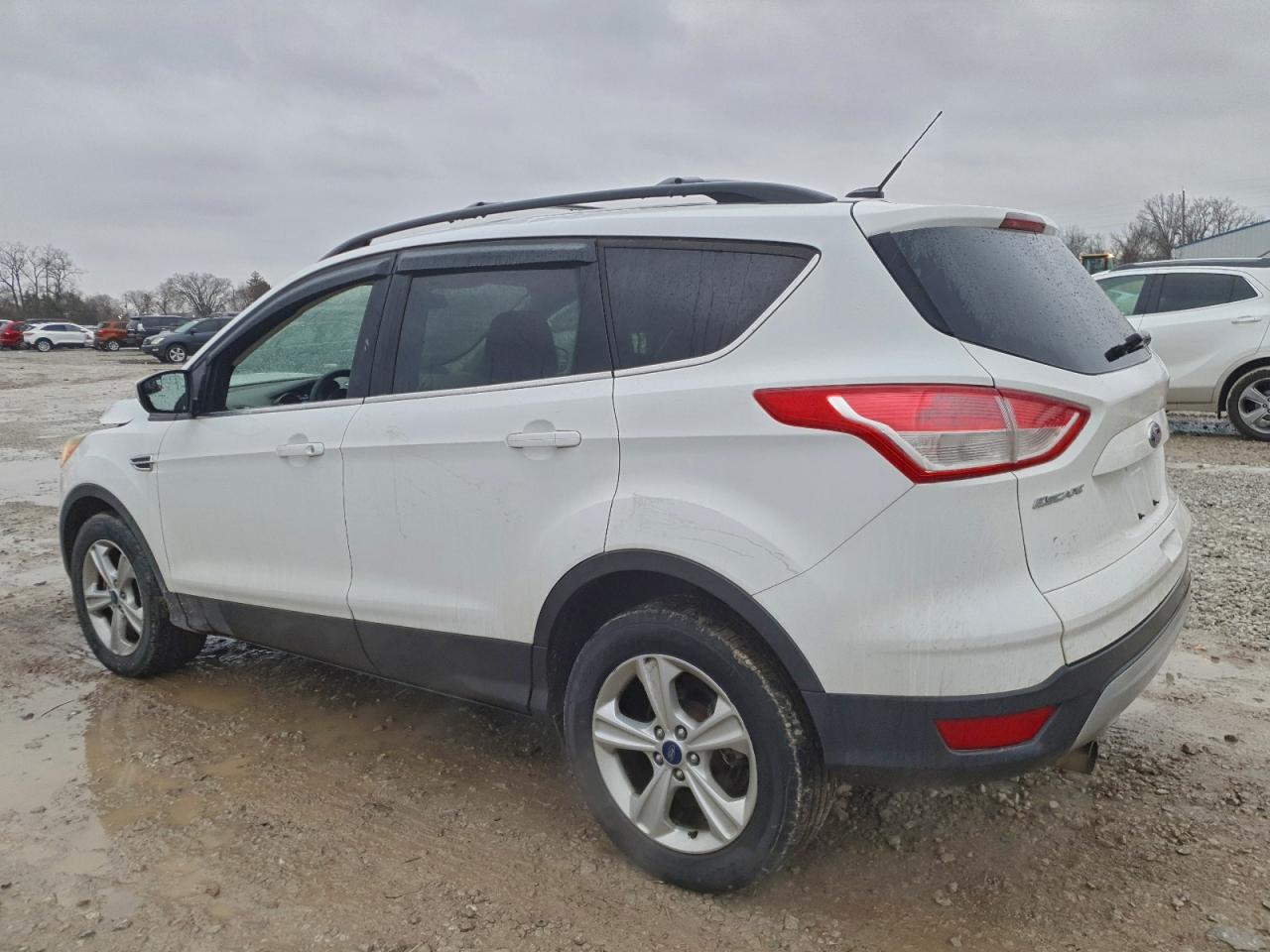 2013 FORD ESCAPE SE photo 2