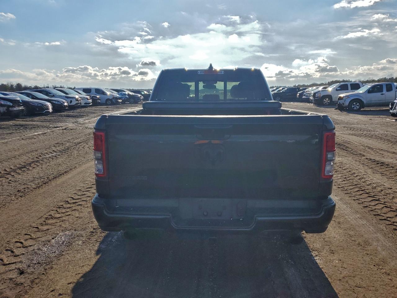 2019 RAM 1500 BIG HORN/LONE STAR photo 11
