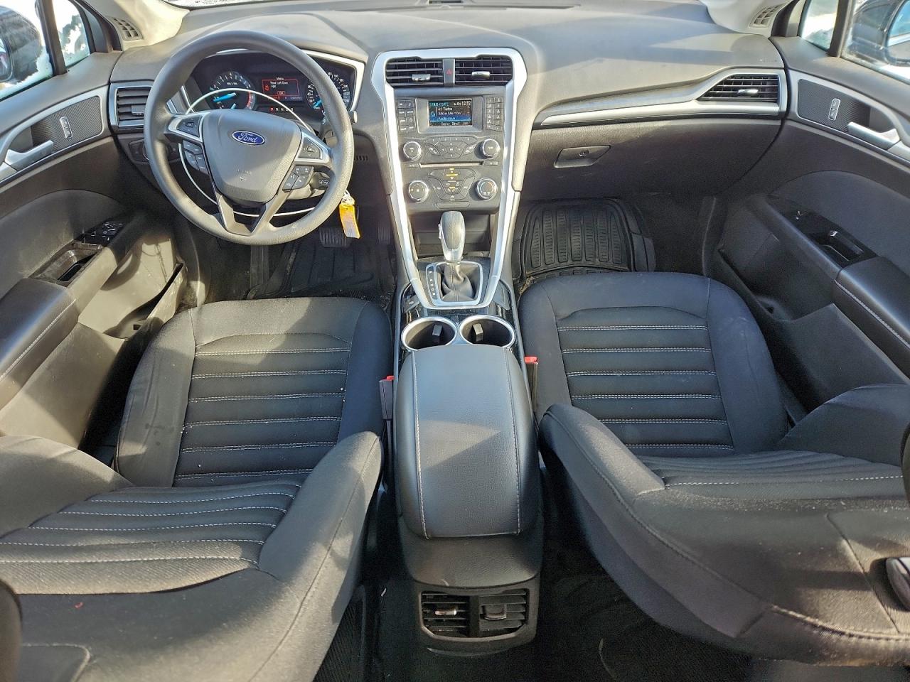 2013 FORD FUSION SE photo 8
