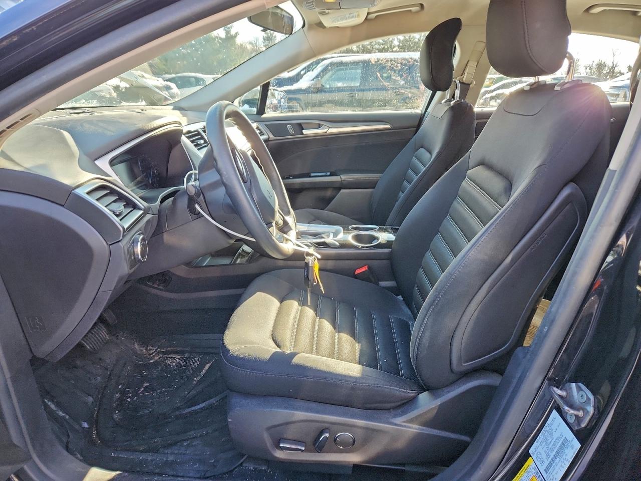 2013 FORD FUSION SE photo 7