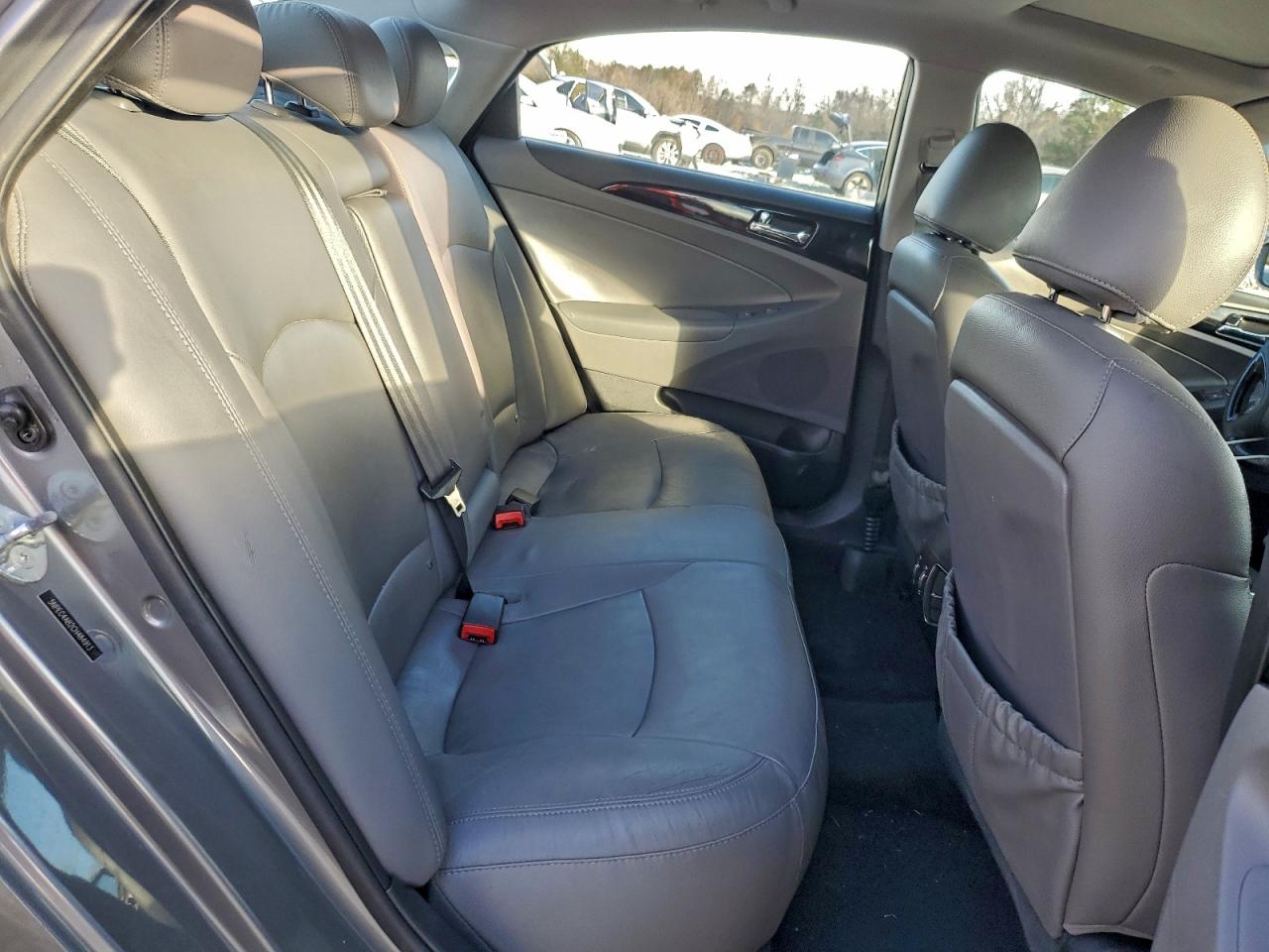 2012 HYUNDAI SONATA SE photo 10