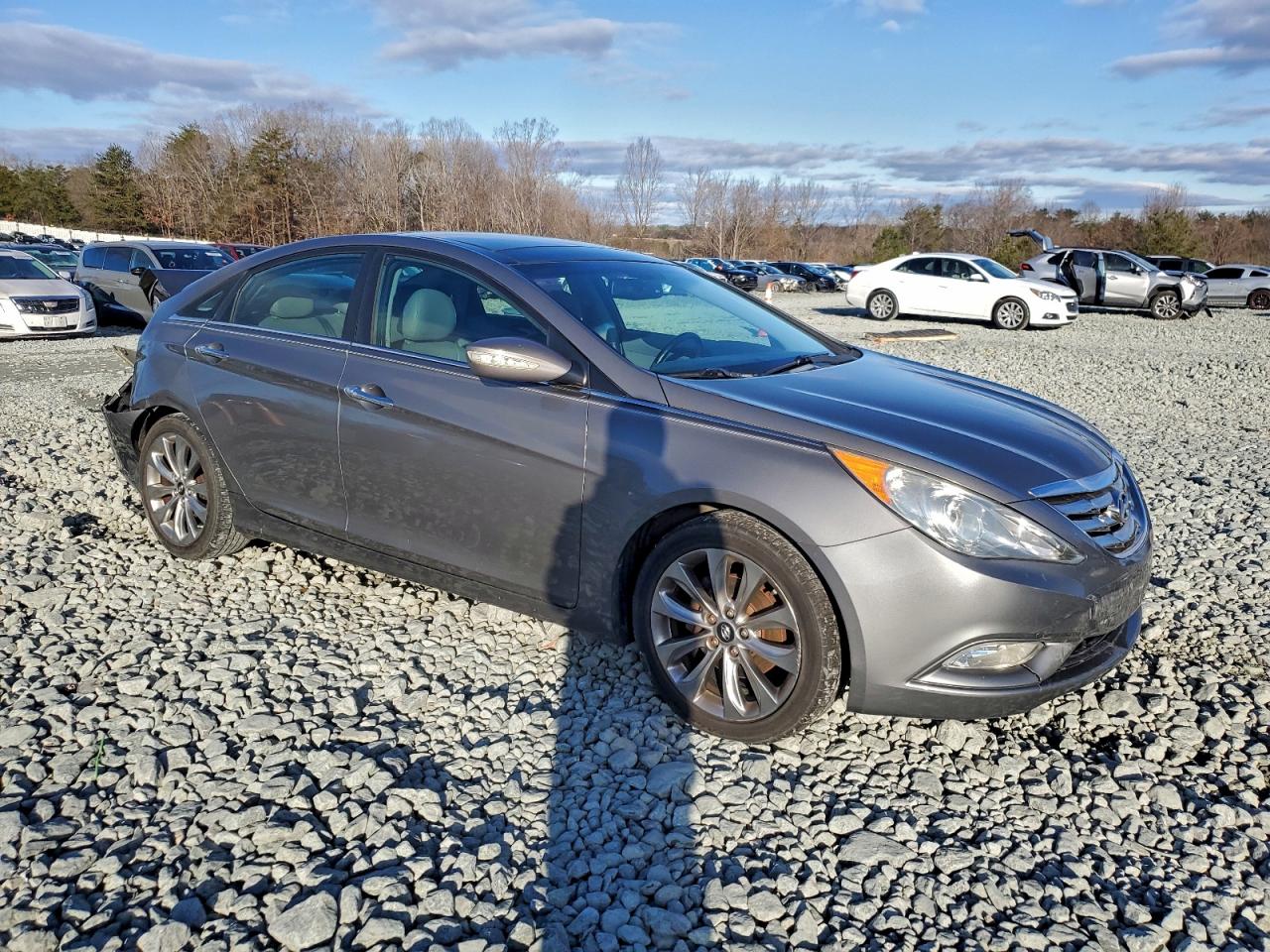 2012 HYUNDAI SONATA SE photo 4