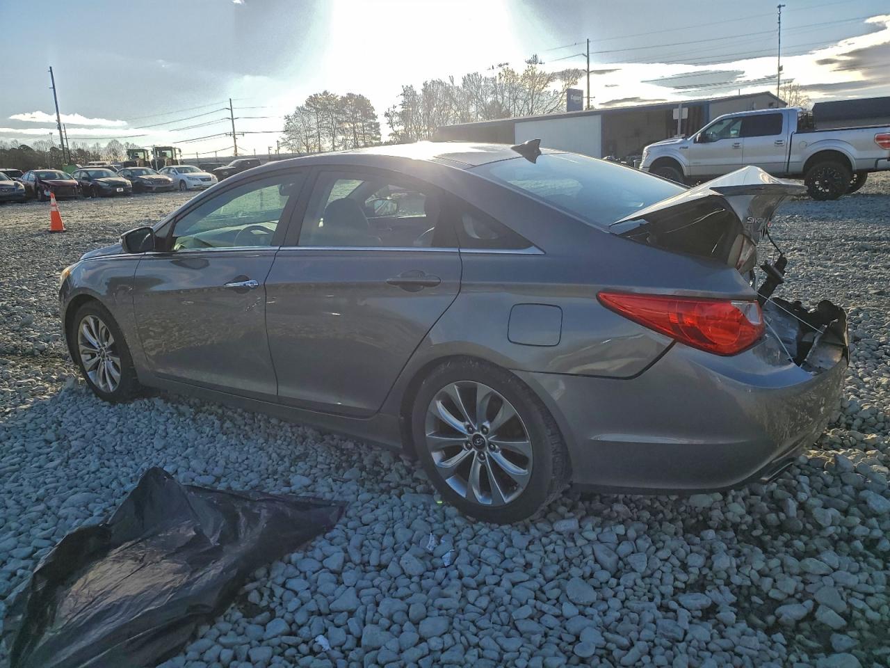 2012 HYUNDAI SONATA SE photo 2