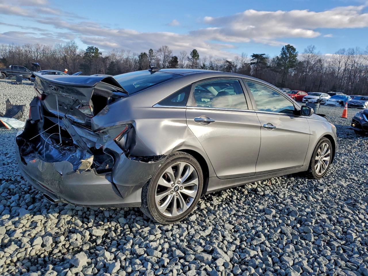 2012 HYUNDAI SONATA SE photo 3