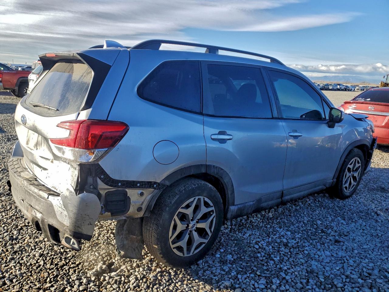 2021 SUBARU FORESTER PREMIUM photo 3