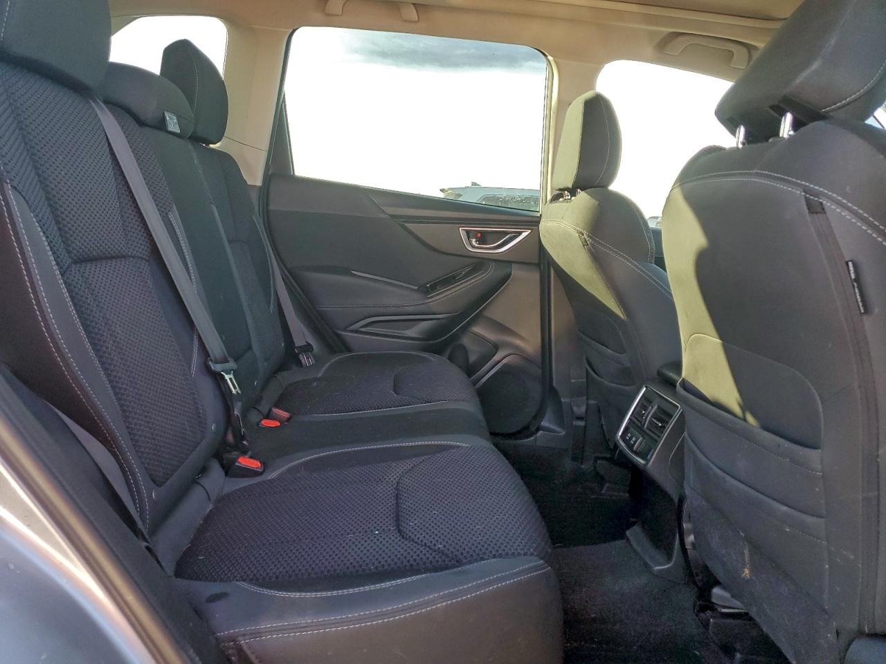 2021 SUBARU FORESTER PREMIUM photo 11