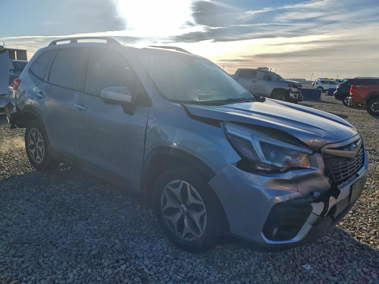 2021 SUBARU FORESTER PREMIUM photo 4