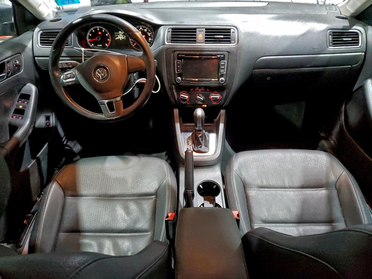 2012 VOLKSWAGEN JETTA SE photo 8