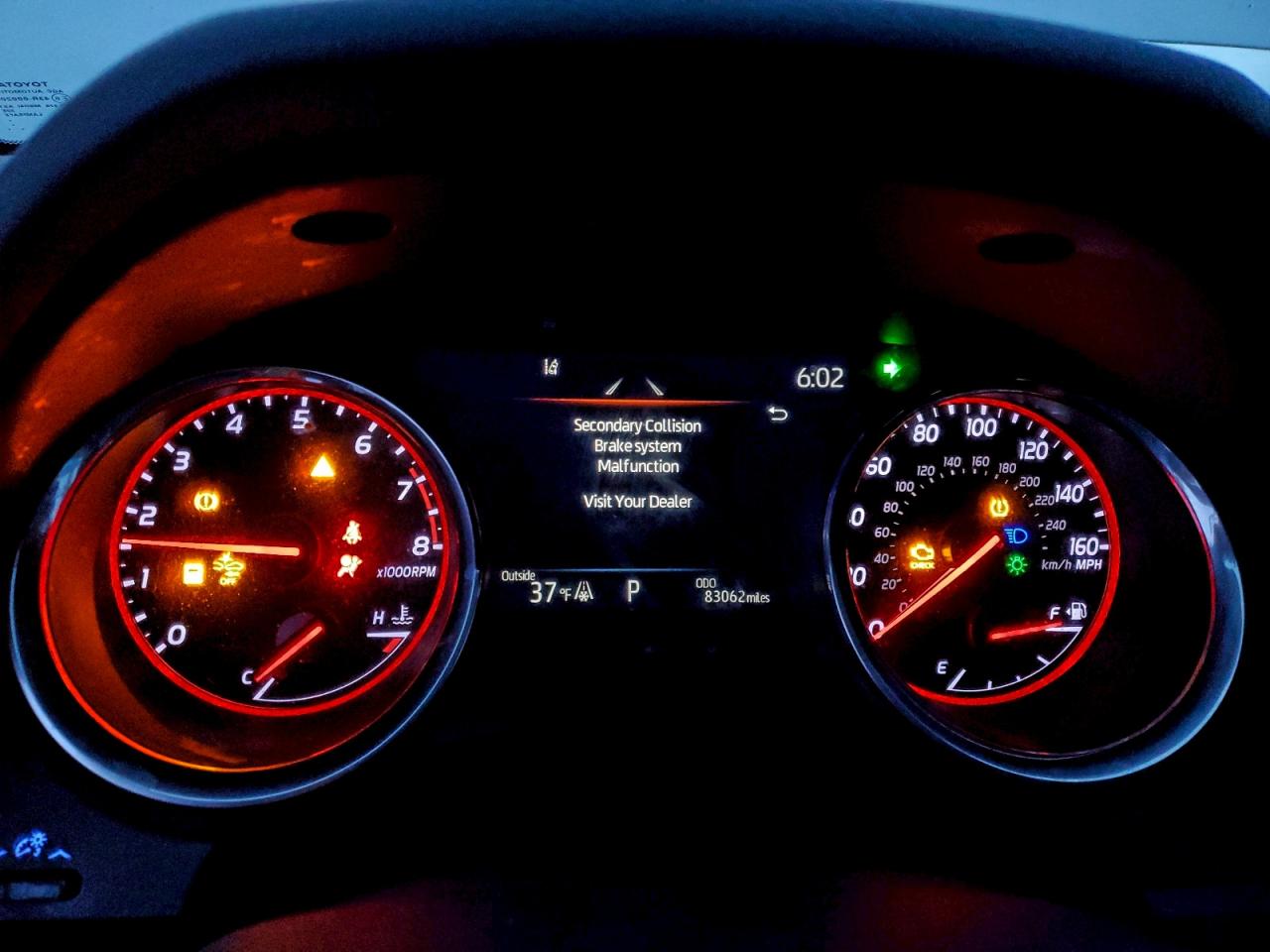 2020 TOYOTA CAMRY XSE photo 9