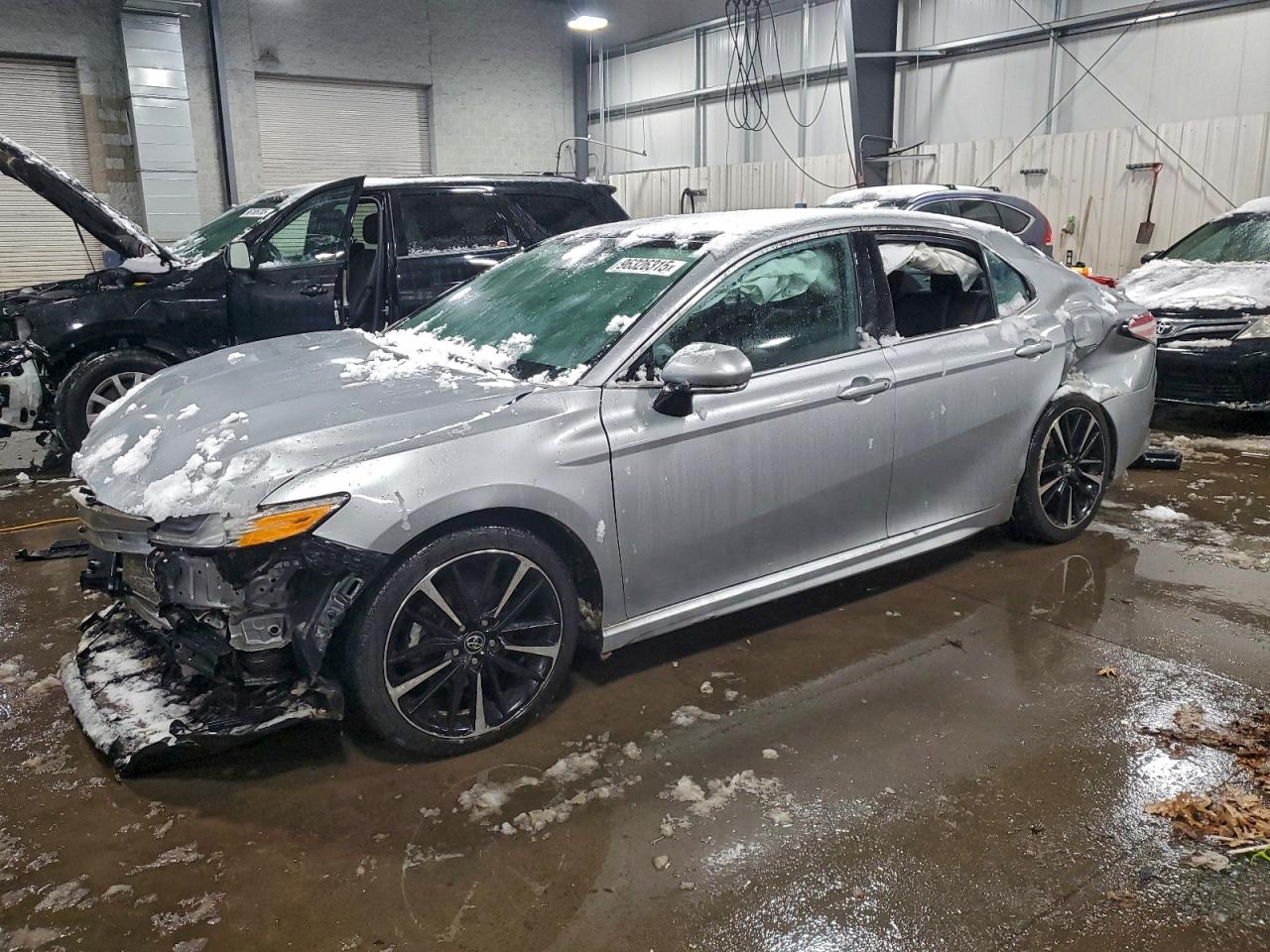 2020 TOYOTA CAMRY