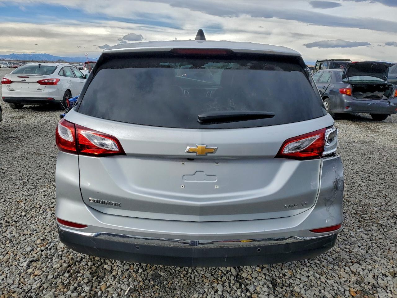 2021 CHEVROLET EQUINOX photo 6