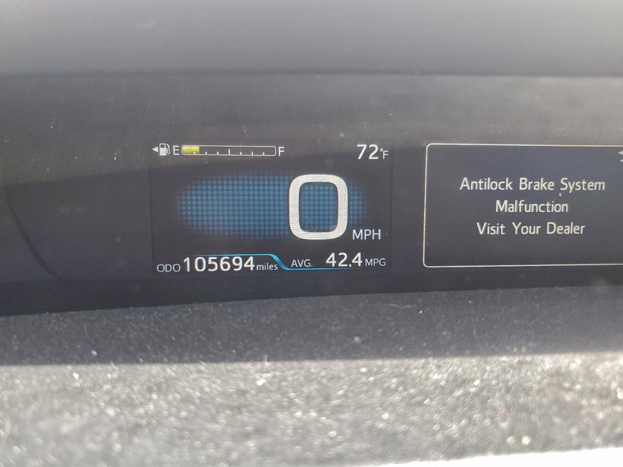 2017 TOYOTA PRIUS photo 9