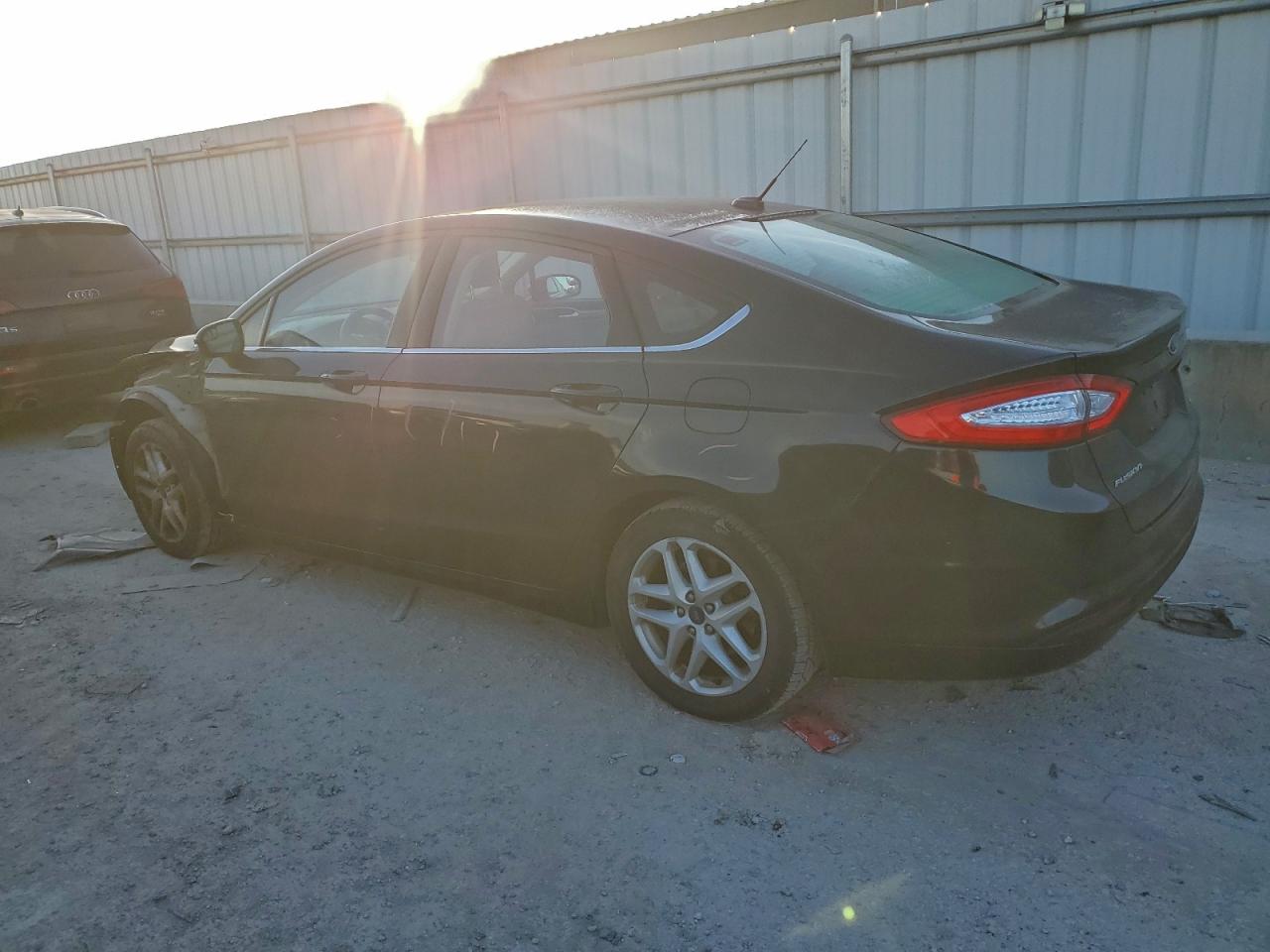 2014 FORD FUSION SE photo 2